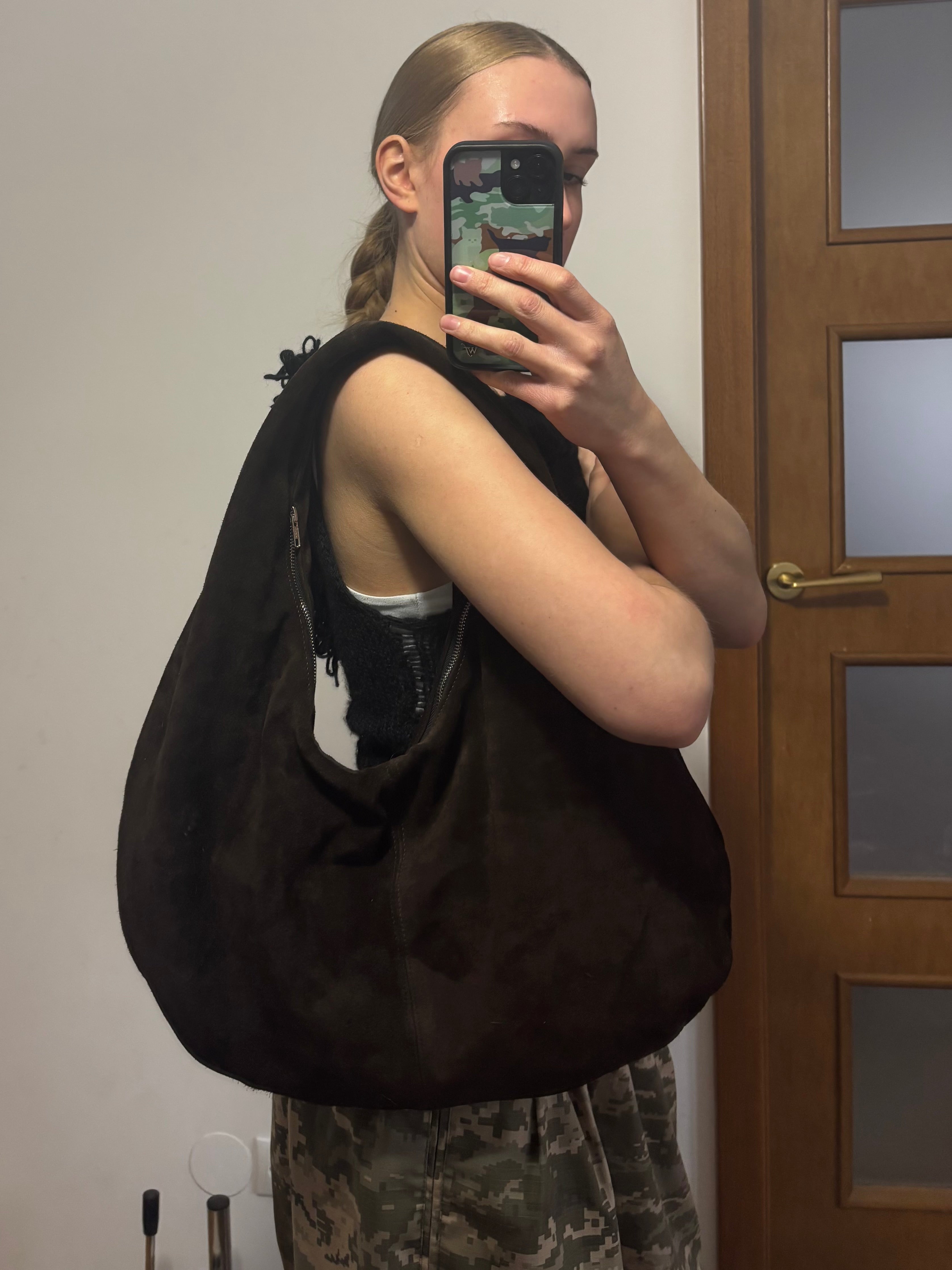 HOBO BAG BROWN SUEDE