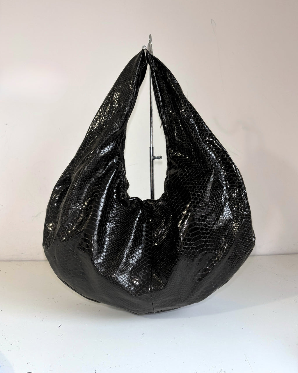 HOBO BAG BLACK SNAKE