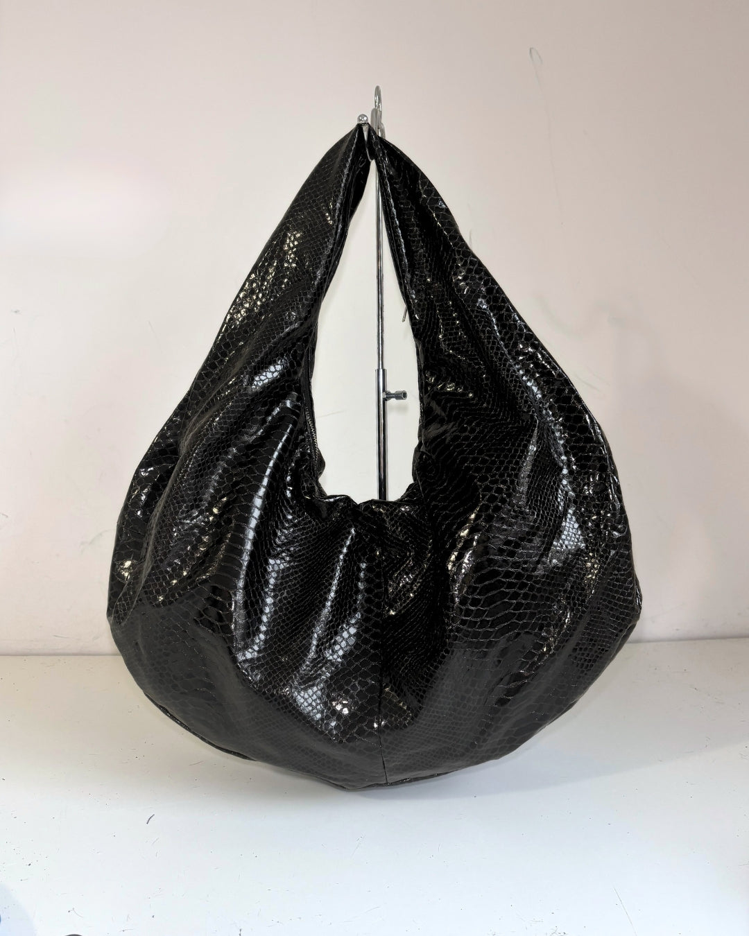 HOBO BAG BLACK SNAKE