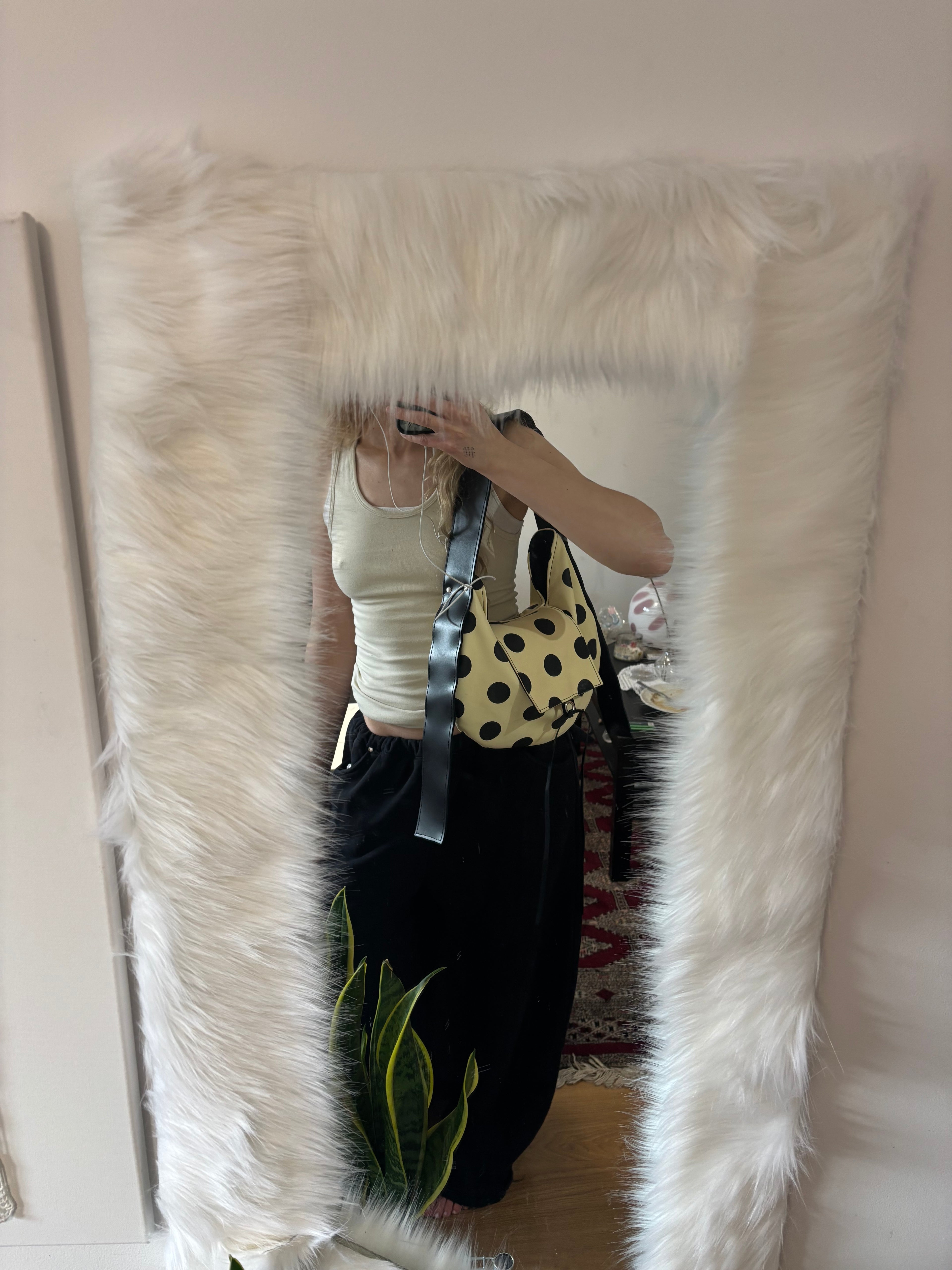 HOBO BAG BUTTER YELLOW POLKA DOTS
